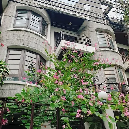 Kru Nat'S Bed & Breakfast W/ Private Rooms & Gym